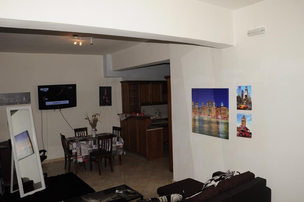 Ionias Apartment Heraklion  Екстер'єр фото